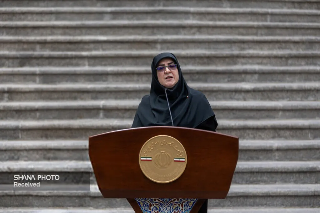 نرخ اول و دوم سهمیه بنزین تغییری نمیکند