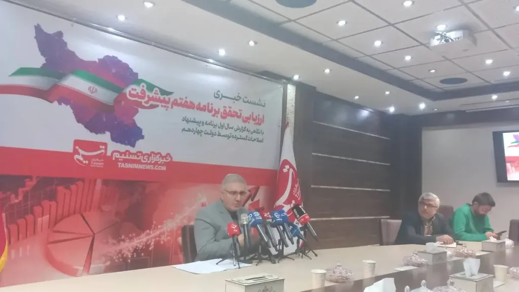 طرح دولت رئیسی برای نرخ سوم بنزین، اجرا میشود