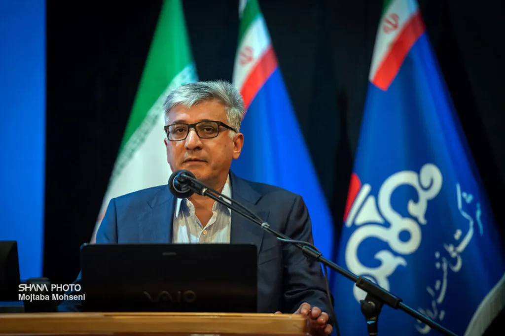 نقش اکتشاف نفت در توسعه اقتصادی ایران