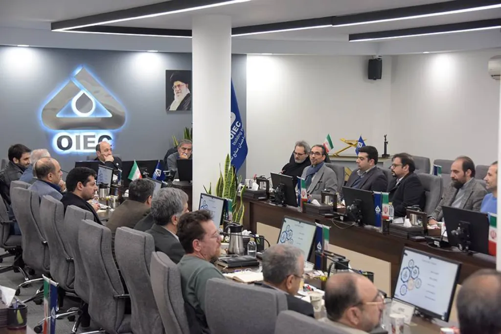 نشست بررسی پیشرفت پروژه‌های اصلی گروه اویک برگزار شد