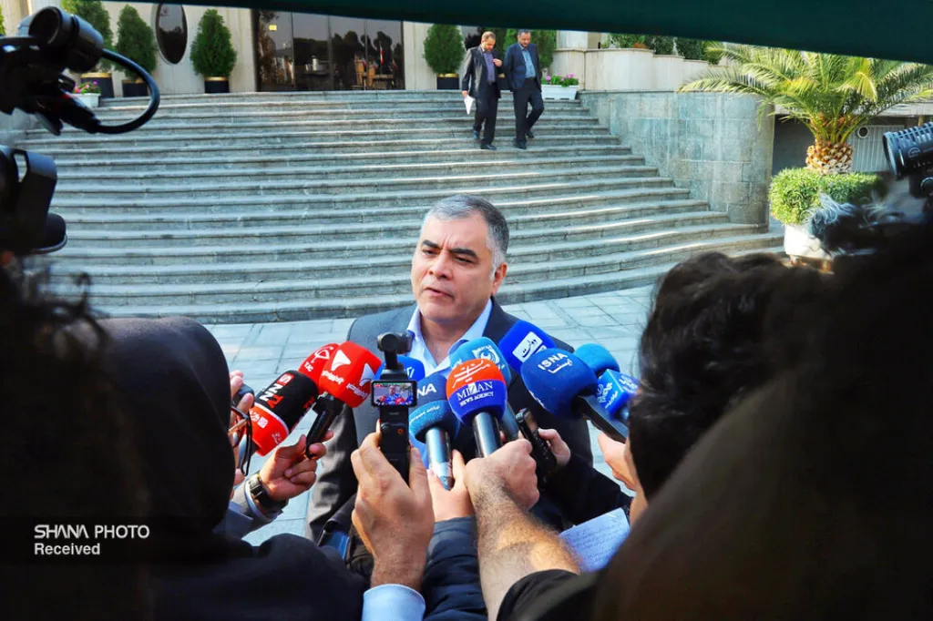 تراستیها غولهای بیشاخ و دم نیستند، بخشی از فرآیند فروش نفت را انجام میدهند