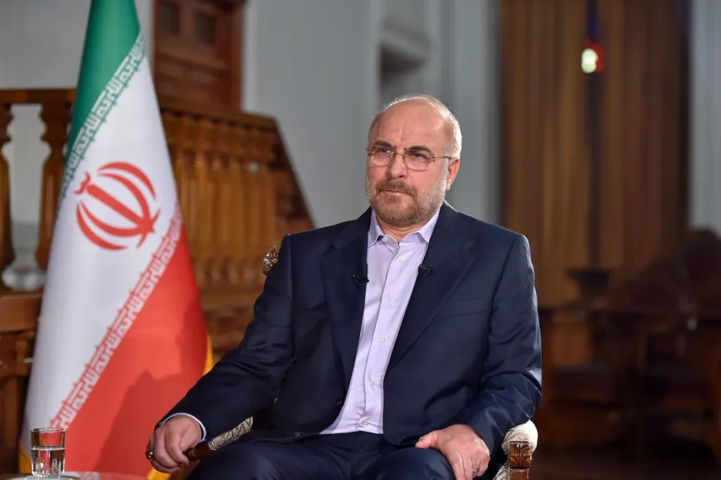 درآمدهای حاصل از فروش نفت و گاز باید به ثروت تبدیل و سرمایهگذاری شود
