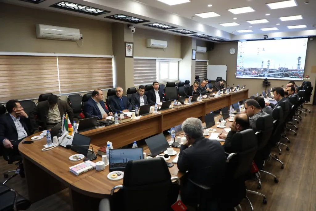 تمدید موفقیت‌آمیز گواهینامه‌های استاندارد مدیریت كیفیت، ایمنی و سلامت شغلی و محیط زیست اروندان