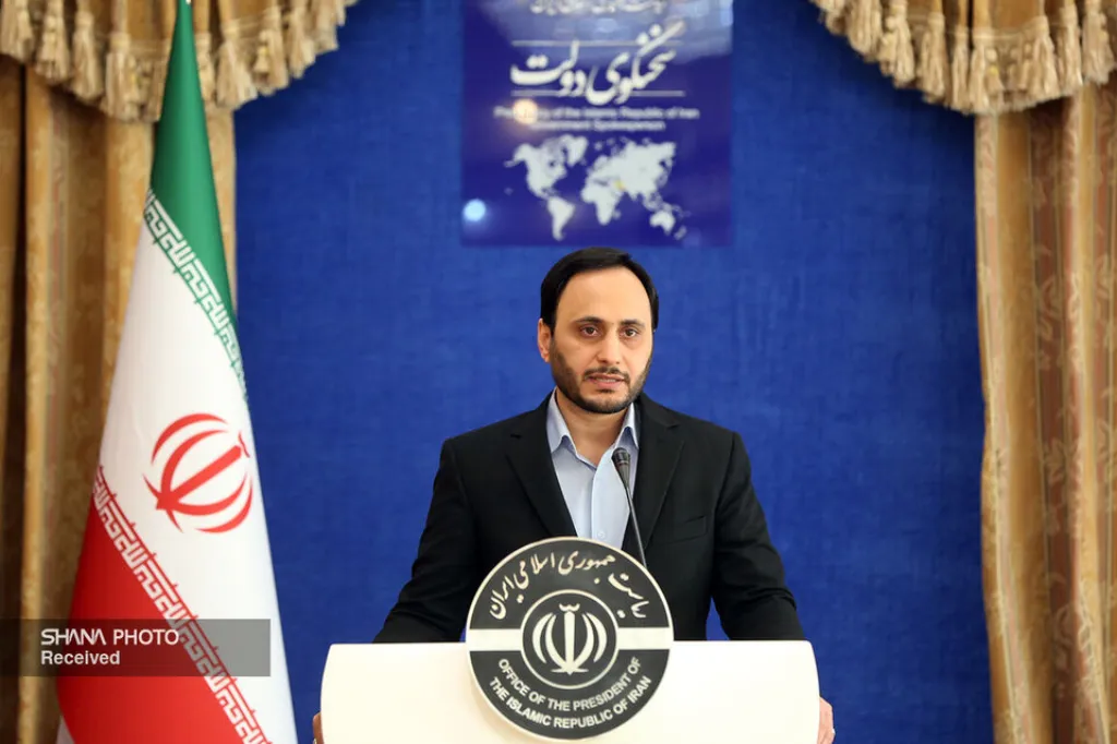 اولویت دولت استفاده از درآمدهای نفتی برای سرمایهگذاری است